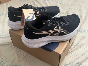 Použité Asics Gel-excite 11 bike — obrázek 3 z 3