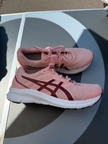 Used Asics Jolt 3 bike — image 1 of 3