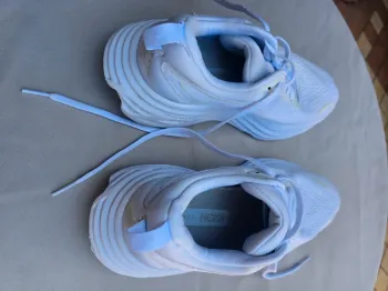 Used Hoka Bondi 8 bike — image 4 of 8