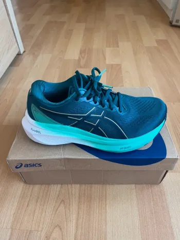 Brugt Asics Gel-Kayano 30 bike — billede 1 af 4