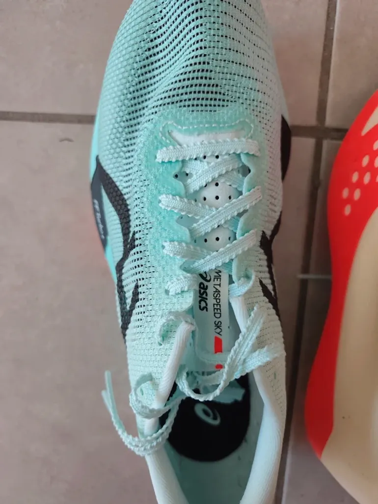 Asics metaspeed sky Paris bike d'occasion — image 4 sur 5