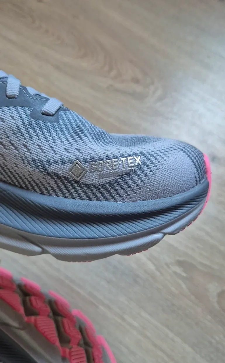 Použité Hoka Clifton 9 Goretex bike — obrázek 7 z 14