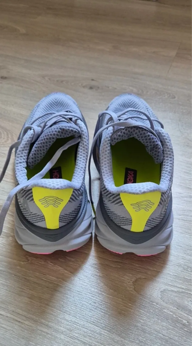 Použité Hoka Clifton 9 Goretex bike — obrázek 14 z 14