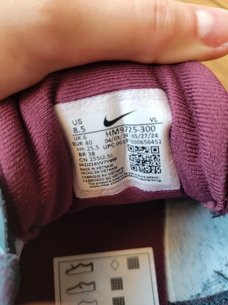 Gebrauchtes Nike Running Shoes Women bike — Bild 6 von 7