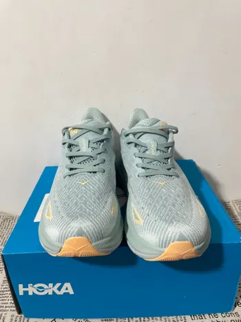 Hoka Clifton 9 bike usato — immagine 6 di 13