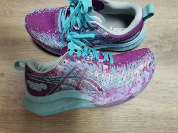 Asics Gel Noosa Tri 16 bike usato — immagine 1 di 6