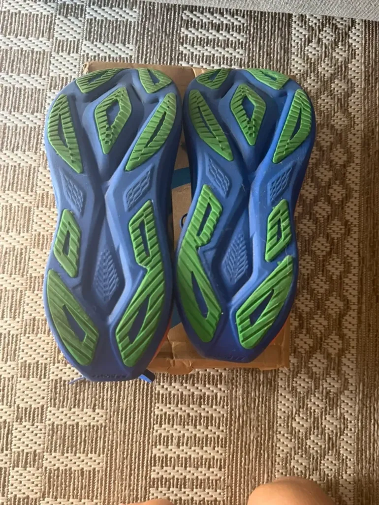 Used Asics Superblast 3 bike — image 2 of 4