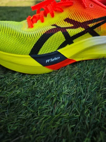 Asics Metaspeed Sky Paris bike d'occasion — image 12 sur 15