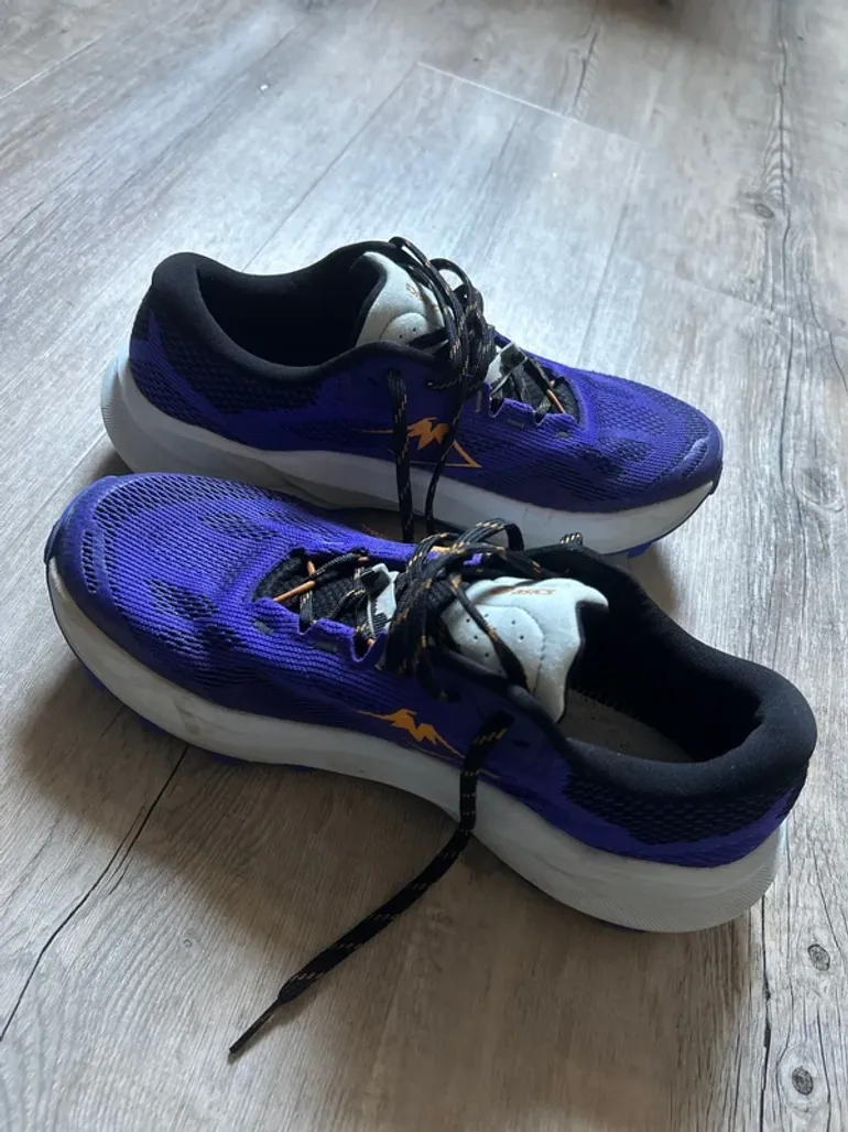 Used Asics Trabuco 14 bike — image 3 of 3