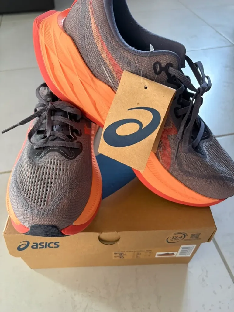 Tweedehands Asics Superblast 2 bike — afbeelding 2 van 8
