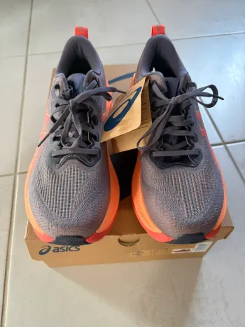 Tweedehands Asics Superblast 2 bike — afbeelding 1 van 8