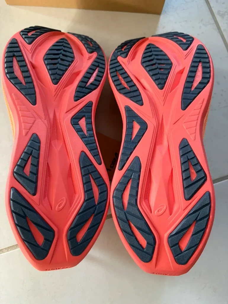 Tweedehands Asics Superblast 2 bike — afbeelding 6 van 8
