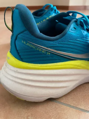 Używany Saucony Hurricane 24 bike — zdjęcie 1 z 7