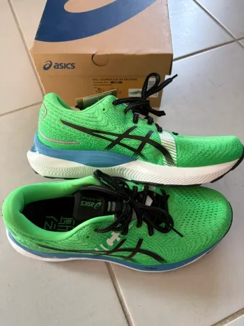 Used Asics Gel Cumulus 24 Ekiden bike — image 4 of 8