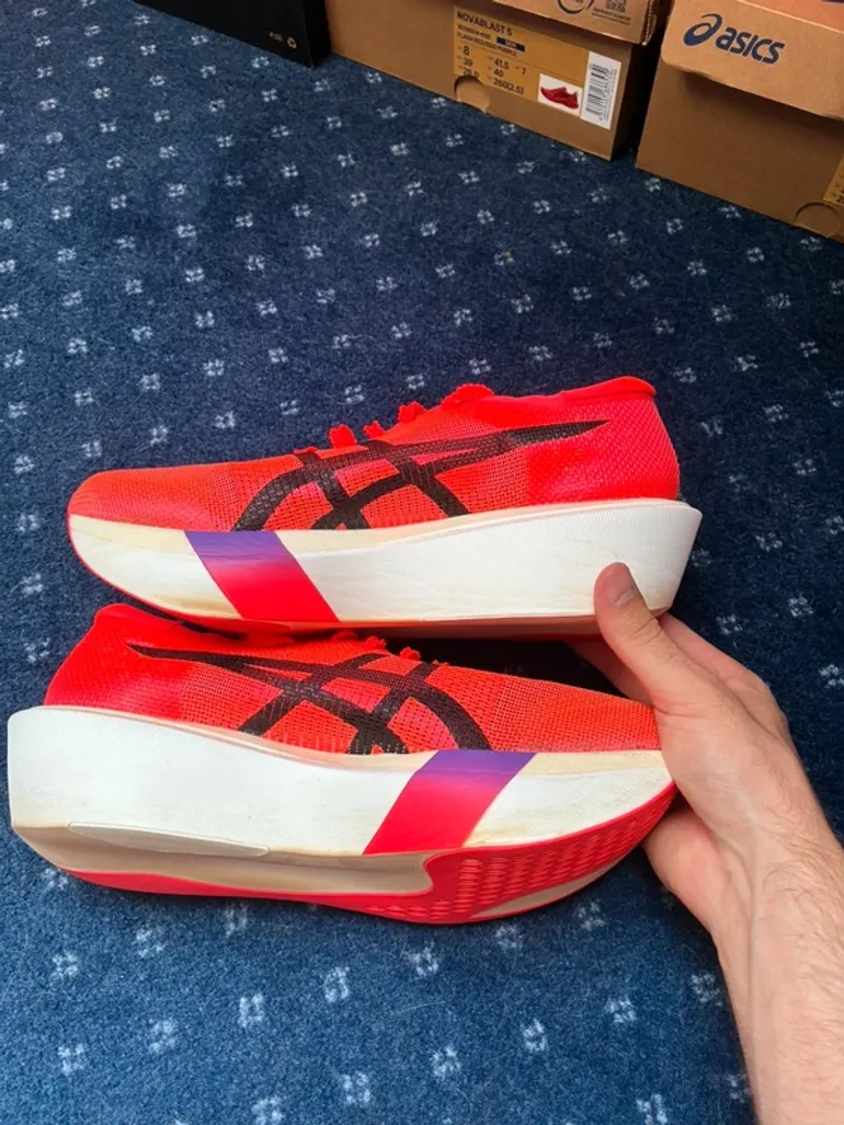 Asics MetaSpeed Sky bike d'occasion — image 2 sur 4