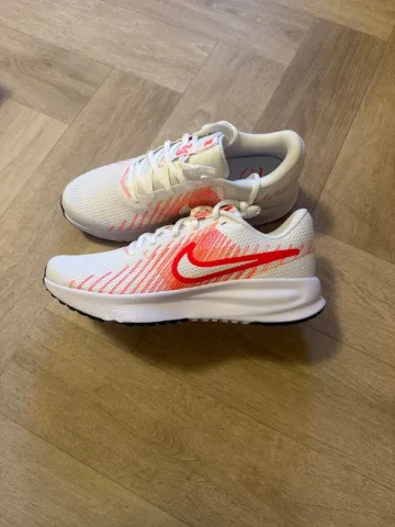 Gebrauchtes Nike Running Shoes Running Shoes