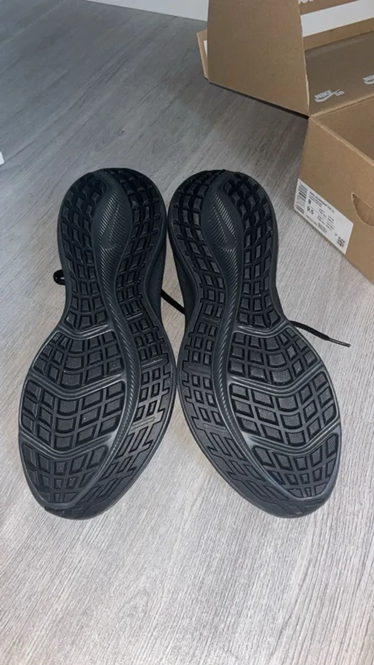 Używany Nike sneakers bike — zdjęcie 2 z 4