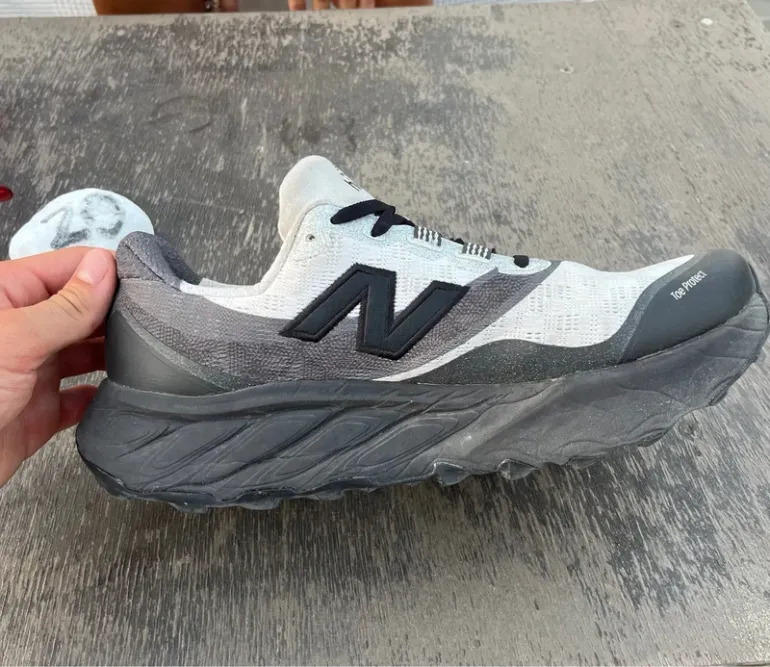 Used New Balance Hierro bike — image 3 of 6