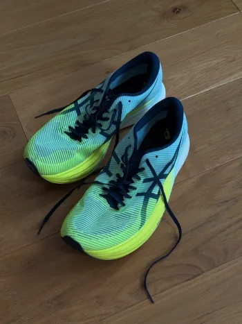 Asics Metaspeed Sky bike d'occasion — image 1 sur 5
