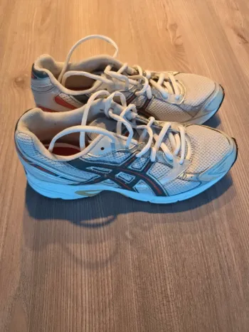 Tweedehands Asics Gel Blackhawk 1130 bike — afbeelding 1 van 9