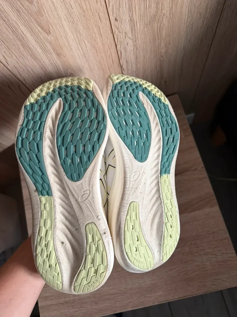 Gebrauchtes Asics Gel Nimbus 26 bike — Bild 8 von 9