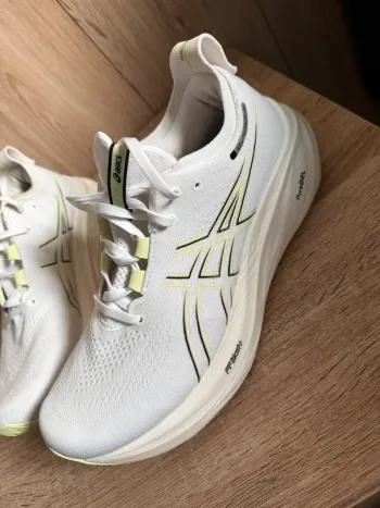 Gebrauchtes Asics Gel Nimbus 26 bike — Bild 4 von 9
