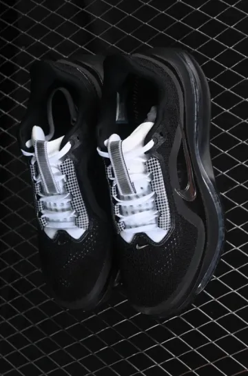 Used Pegasus Premium Running Shoes