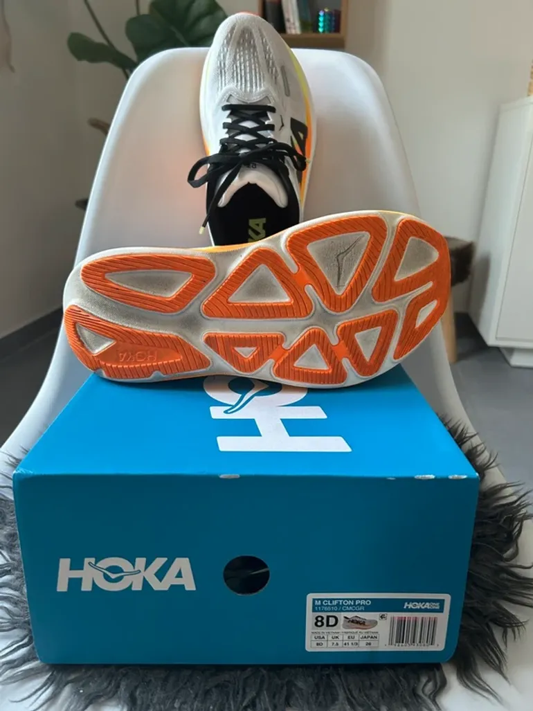Hoka Clifton Pro bike d'occasion — image 3 sur 3