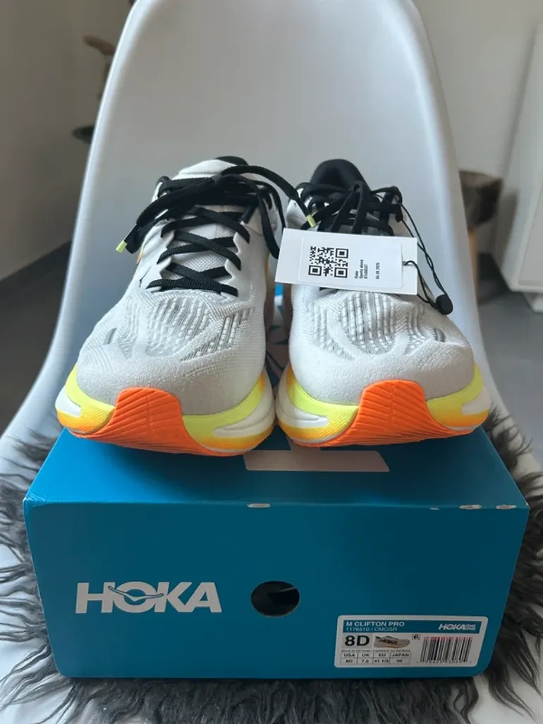 Hoka Clifton Pro bike d'occasion — image 2 sur 3