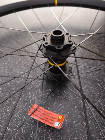 Tweedehands Mavic Deemax 29" bike — afbeelding 5 van 8