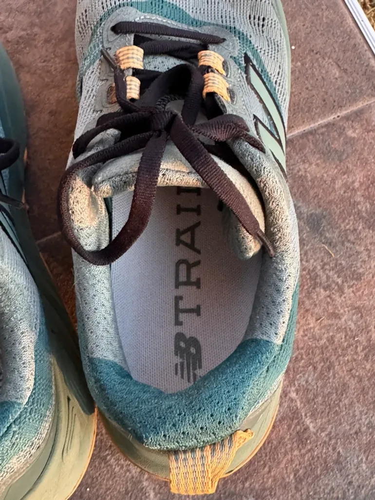 Used New Balance Fresh Foam x Hierro v9 bike — image 3 of 6