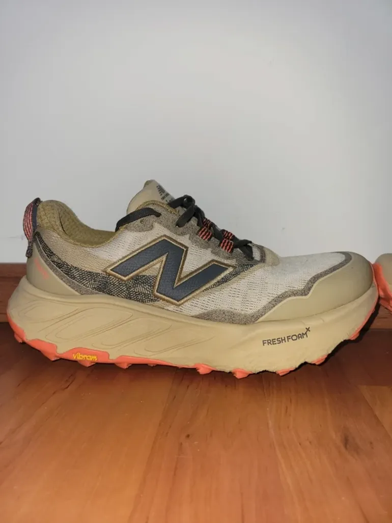 New Balance Hierro Trail bike usato — immagine 13 di 15