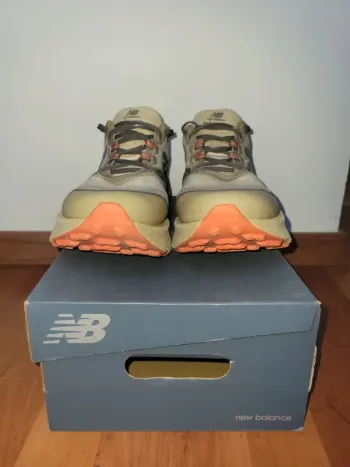 New Balance Hierro Trail bike usato — immagine 6 di 15