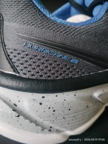 Używany Saucony Hurricane 25 bike — zdjęcie 3 z 5