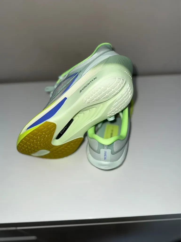 Used Nike Zoom Fly 6 bike — image 2 of 3