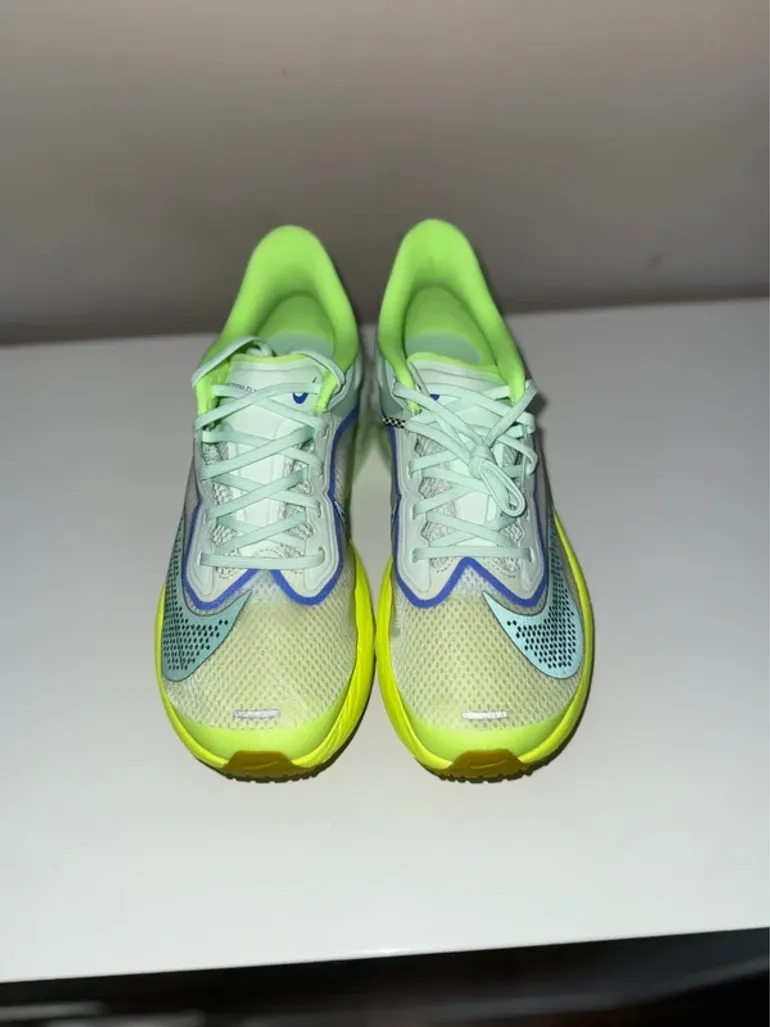 Used Nike Zoom Fly 6 bike — image 3 of 3