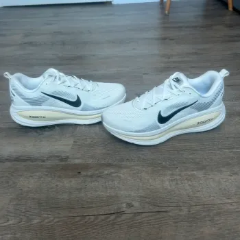 Brugt Nike Vomero 18 bike — billede 2 af 7
