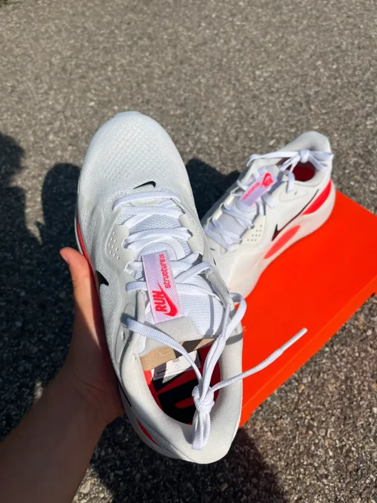 Used Orange Nike Structure 26 bike — image 11 of 15