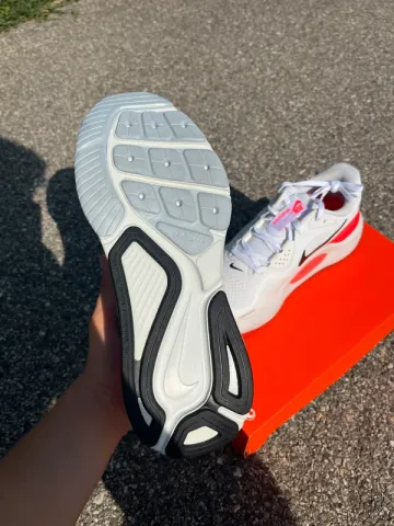 Used Orange Nike Structure 26 bike — image 10 of 15