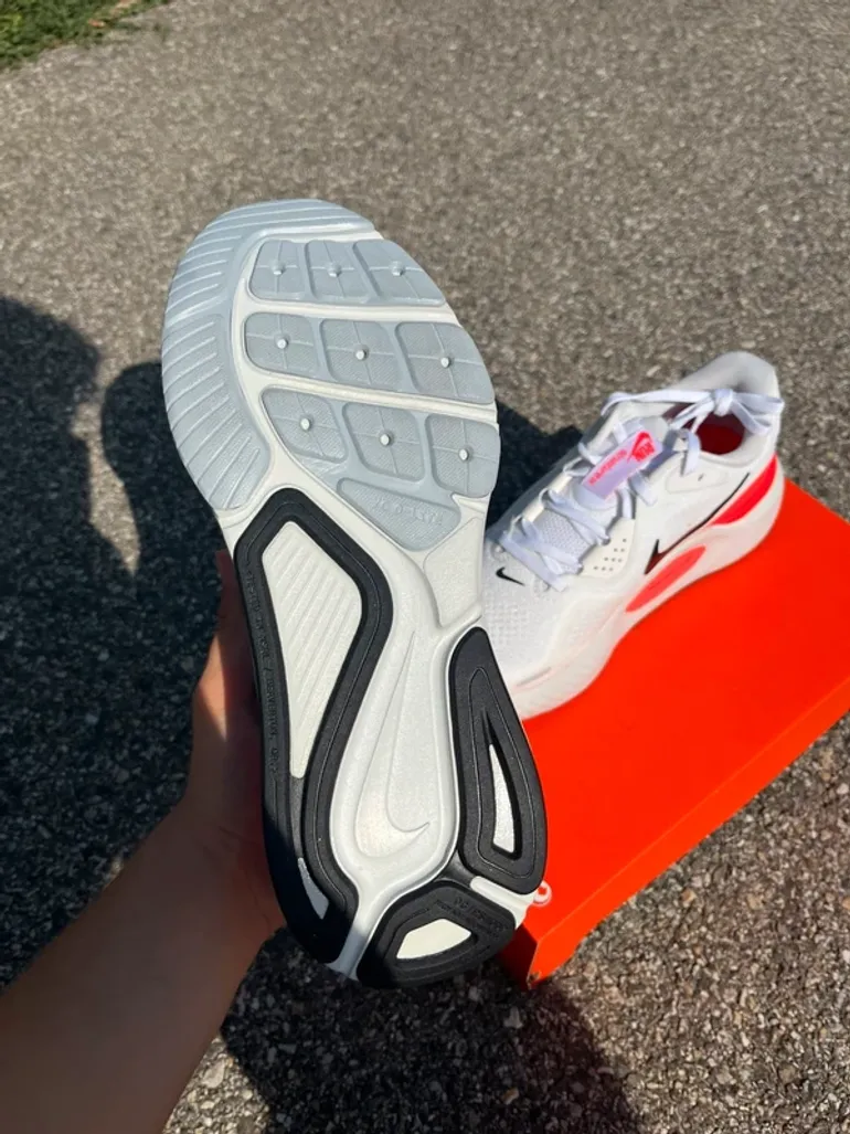 Used Orange Nike Structure 26 bike — image 10 of 15