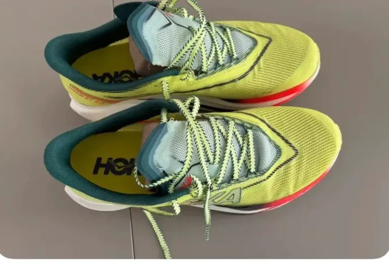 Hoka Cielo 3.0 bike d'occasion — image 2 sur 4