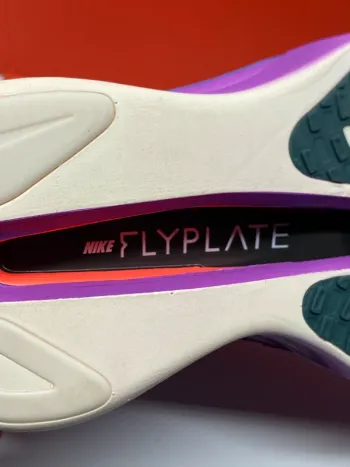 Used Nike Air Zoom Alphafly Next% 3 bike — image 13 of 15