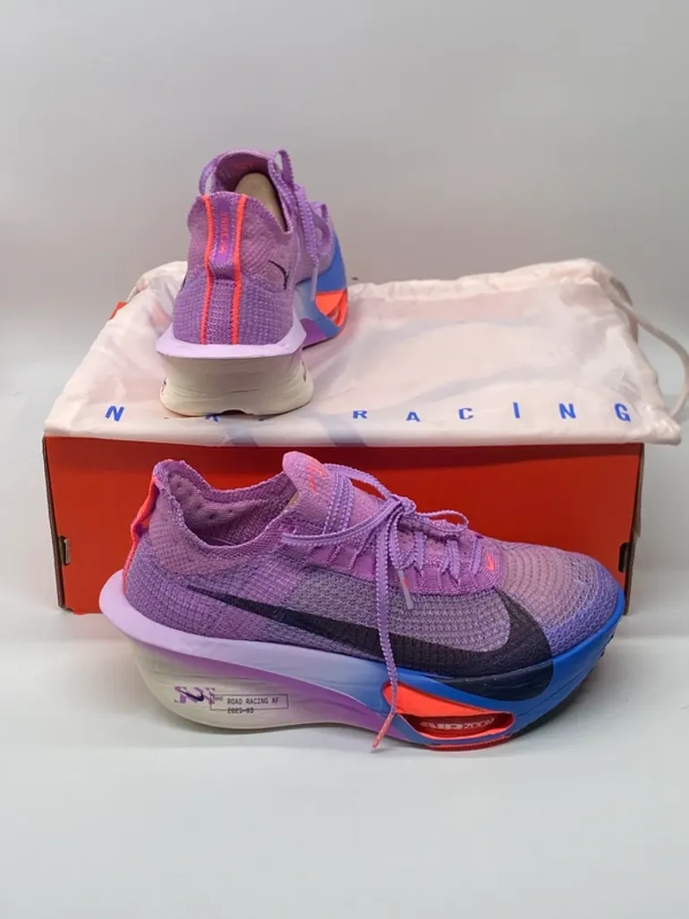 Used Nike Air Zoom Alphafly Next% 3 bike — image 6 of 15