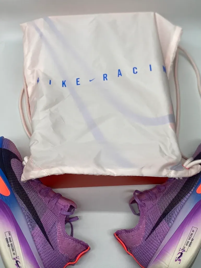 Used Nike Air Zoom Alphafly Next% 3 bike — image 15 of 15