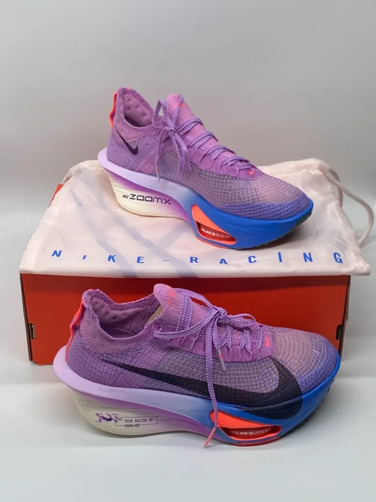Used Nike Air Zoom Alphafly Next% 3 bike — image 4 of 15