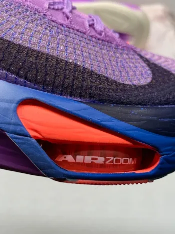 Used Nike Air Zoom Alphafly Next% 3 bike — image 10 of 15