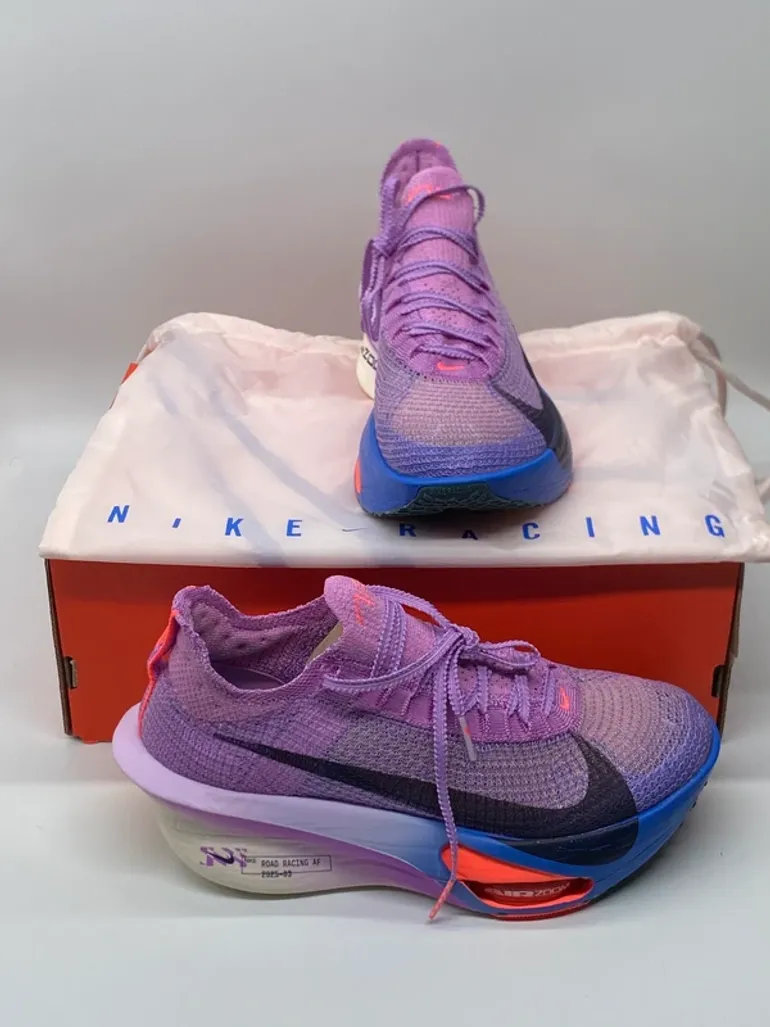 Used Nike Air Zoom Alphafly Next% 3 bike — image 3 of 15