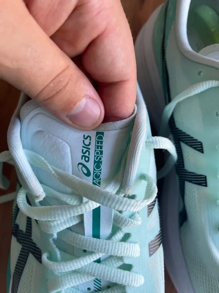 Used Asics Magic Speed 4 bike — image 4 of 8
