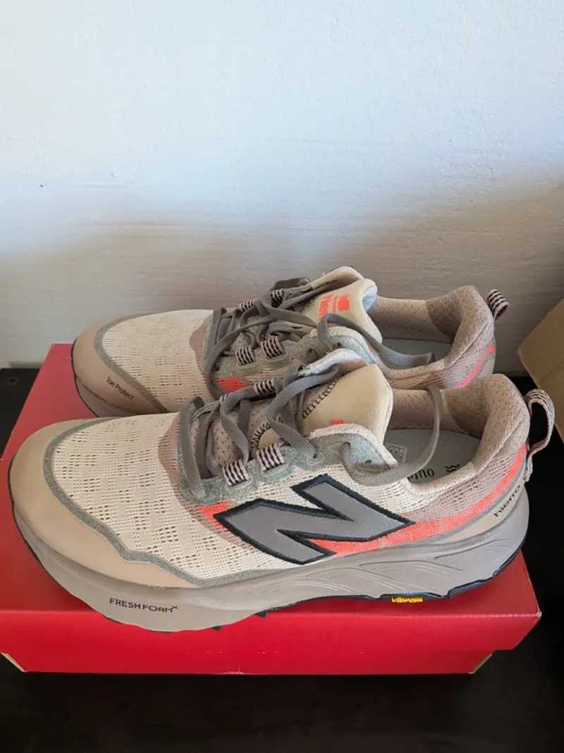 Used New Balance Fresh Foam X Hierro v9 Running Shoes