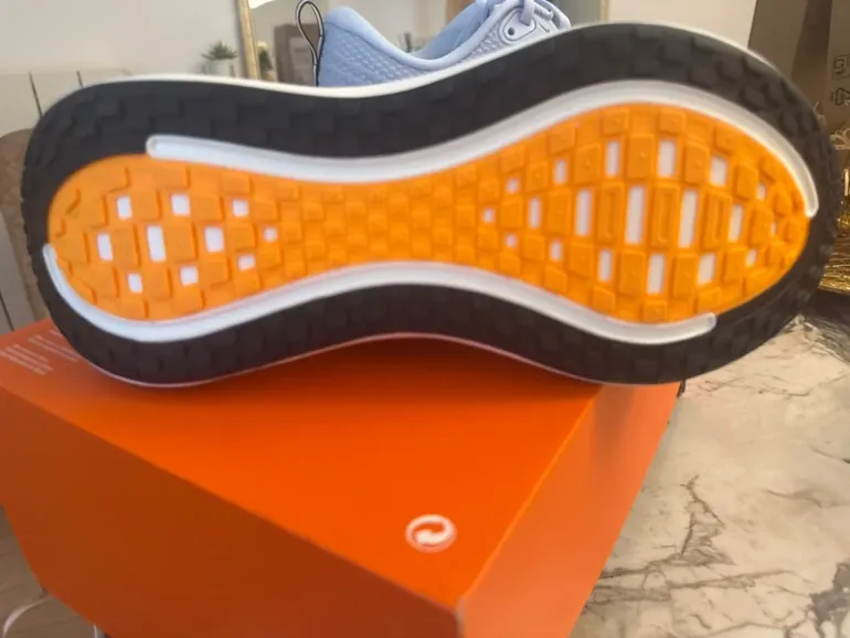 Used Orange Vomero Plus bike — image 3 of 5